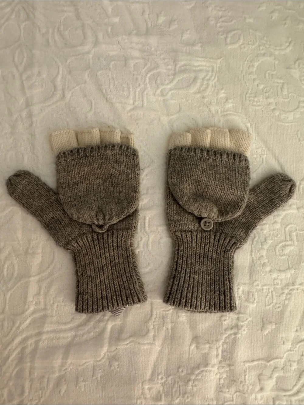 Crewcuts Gray Knit Convertible Fingerless Gloves with Cream Tips